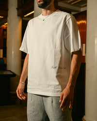 Faith Over Fear — Oversized T-paita